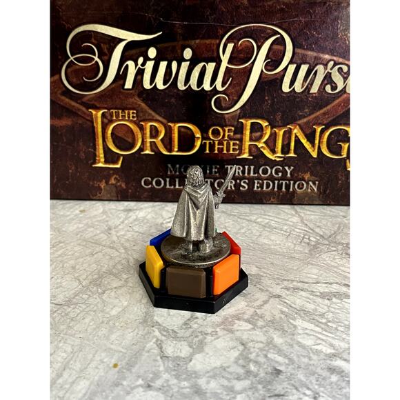 Lord of the Rings Trivial Pursuit Replacement Piece - Frodo Baggins - Picture 3 of 4